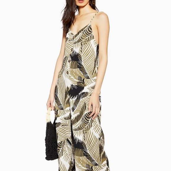 TOPSHOP - Palm Print Button Jumpsuit - Picture 1 of 5